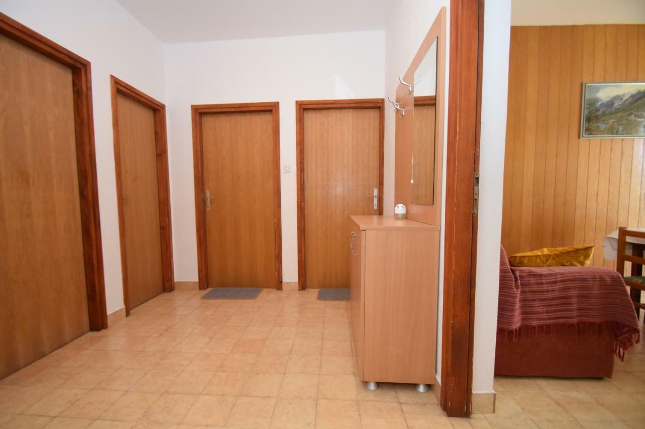 Apartments Ivan Starigrad Paklenica Εξωτερικό φωτογραφία