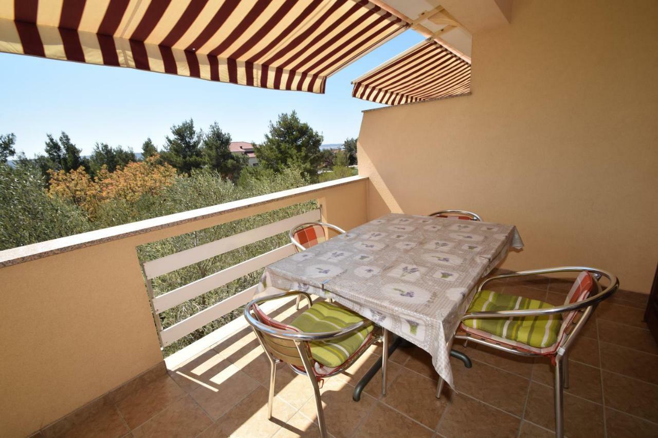 Apartments Ivan Starigrad Paklenica Εξωτερικό φωτογραφία